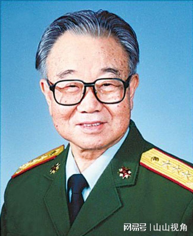 就最高的是他1994年升为上将OG真人游戏上将的众多秘书中成(图4)