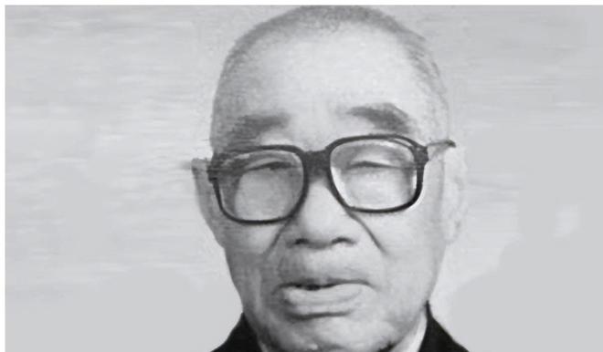 到部队说出身份后惊动了军区政委OG真人1949年一名修鞋匠找(图2)