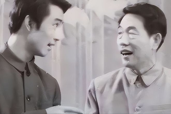 子93岁的杨少华终于开始“享福”了OG网站大口吃肉大碗喝酒、爱抽华(图21)