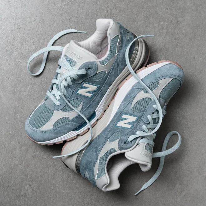 NB」市价起飞1000人夜排都抢不到了OG视讯Lisa带货同款！「Kith x(图20)