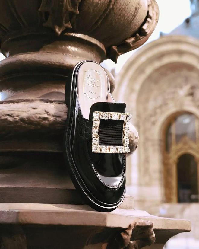 7秋冬休闲女鞋元素趋势预测OG真人大牌女鞋--262(图1)