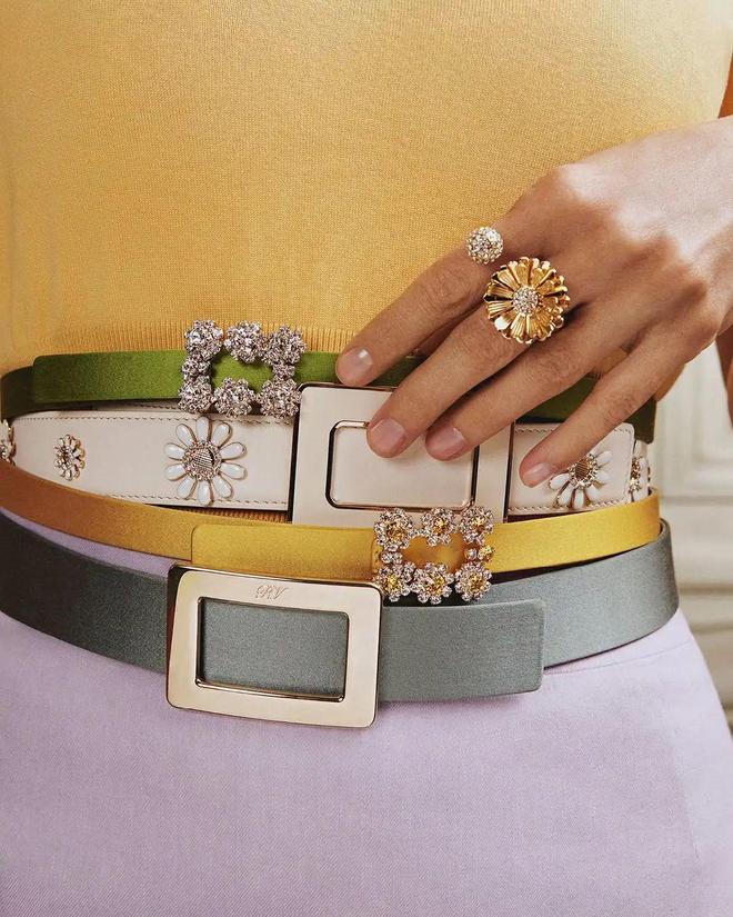 7秋冬休闲女鞋元素趋势预测OG真人大牌女鞋--262(图4) 7秋冬休闲女鞋元素趋势预测OG真人大牌女鞋--262(图4)